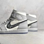 Air Jordan 1 Retro High Dior - Image 4