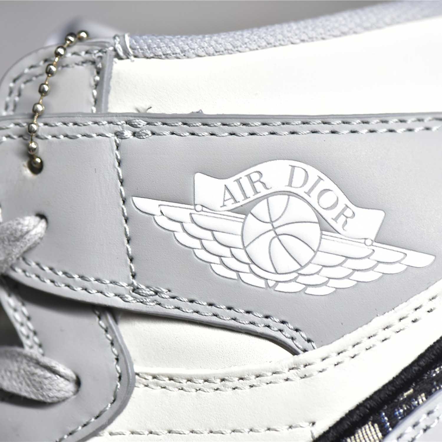 f48e1df5 copy Air Jordan 1 Retro High Dior - Image 7