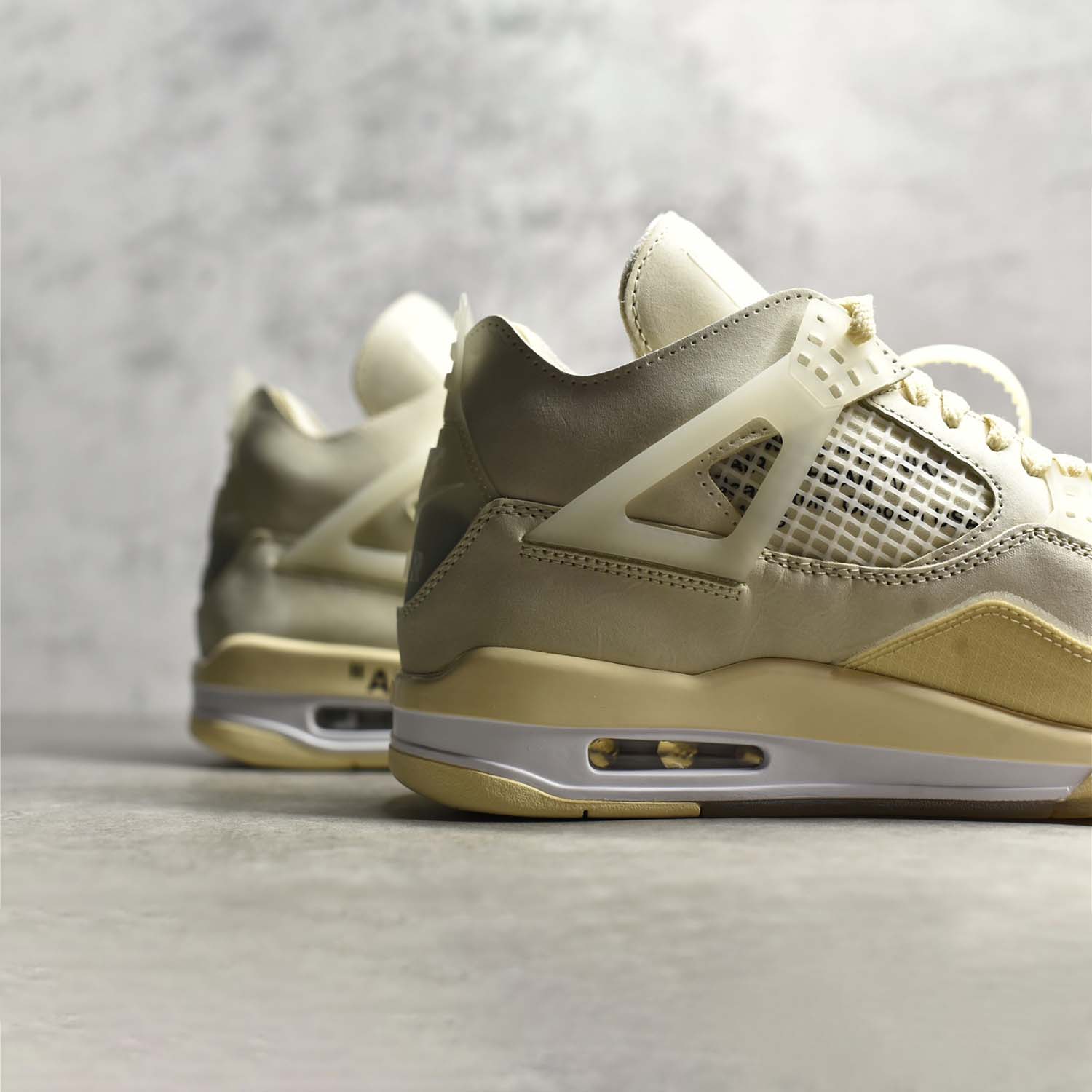 f7c983da Nike Air Jordan 4 Retro Off-White Sail - Image 4